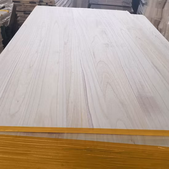 Tablones de madera maciza del panel de la junta del dedo del tablero pegado del borde de Paulownia del buen precio de alta calidad en venta